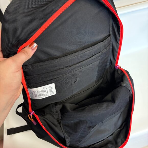 Nike Air Jordan HI-Vis Fluid backpack - Picture 3 of 7